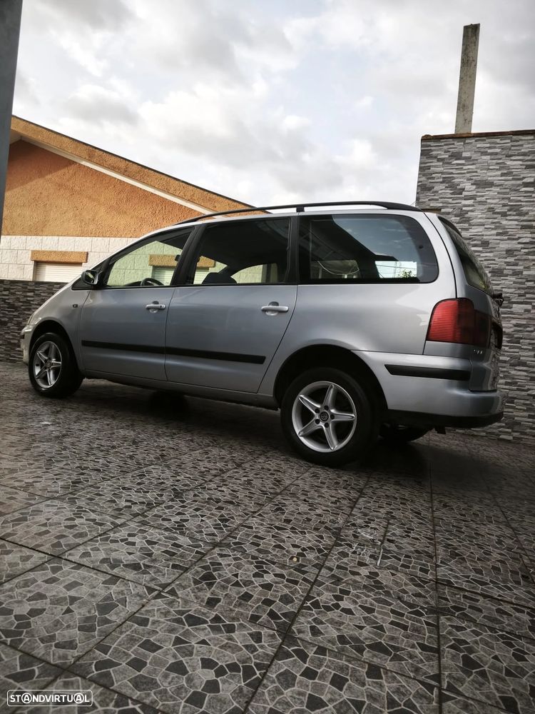 VW Sharan 1.9 TDi Confortline - 9