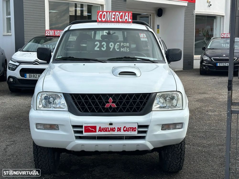 Mitsubishi L200 2.5 TD Club 3L CM - 10