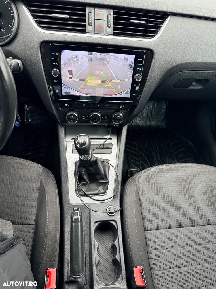 SKODA Octavia 2013 — imagine 14