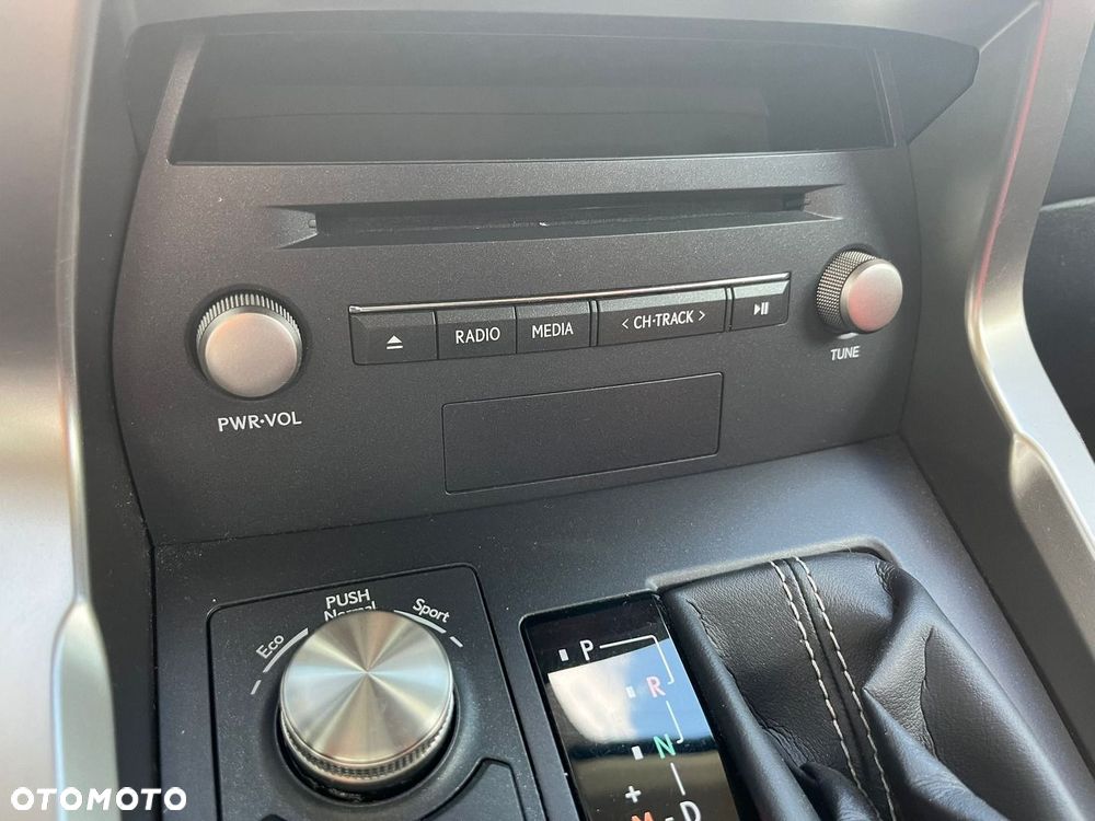Lexus NX 300 Prestige AWD - 23