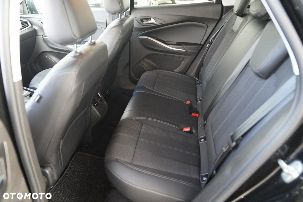 Opel Grandland X - 24