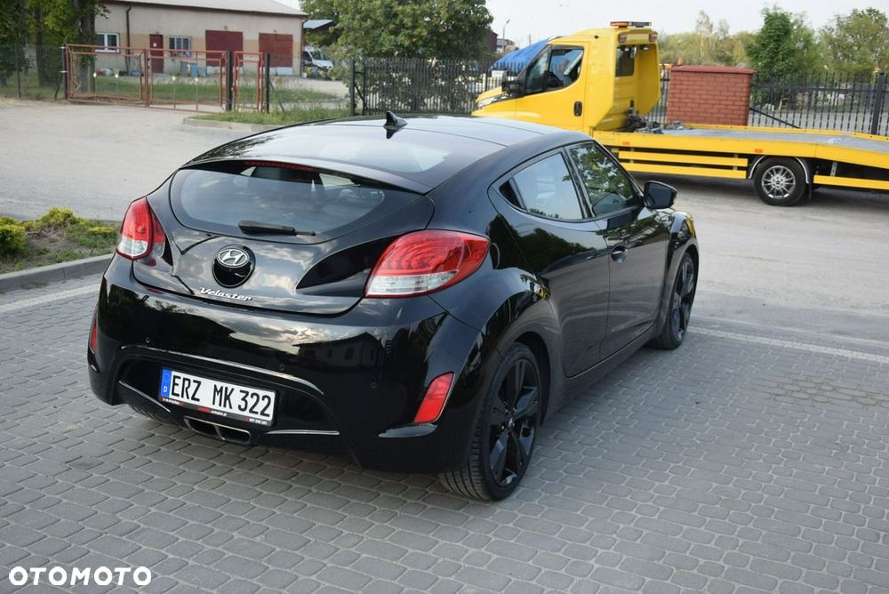 Hyundai Veloster 1.6 GDI Premium - 11