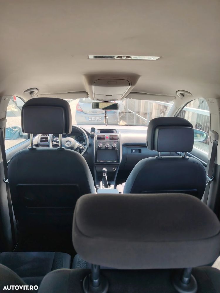 Volkswagen Touran Cross 2.0 TDI - 5