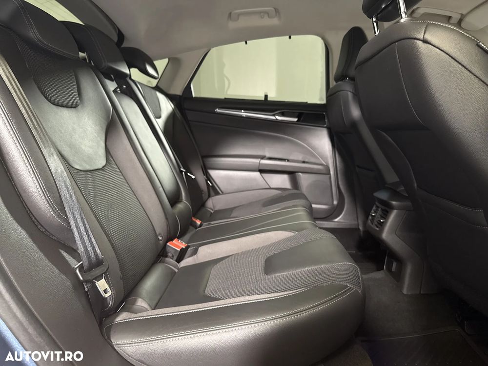 Ford Mondeo - 13