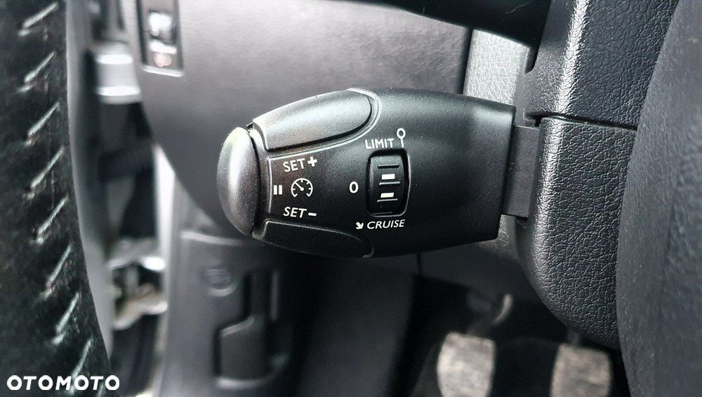 Peugeot 207 - 9