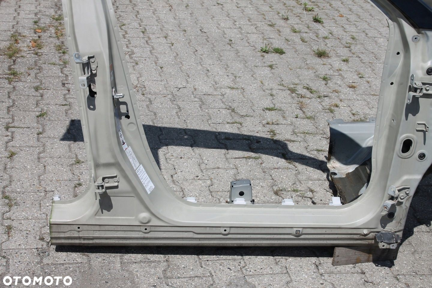 ĆWIARTKA  PRÓG PRAWY PRZÓD SŁUPEK SUZUKI VITARA II III 15- A9N / C51 - 6
