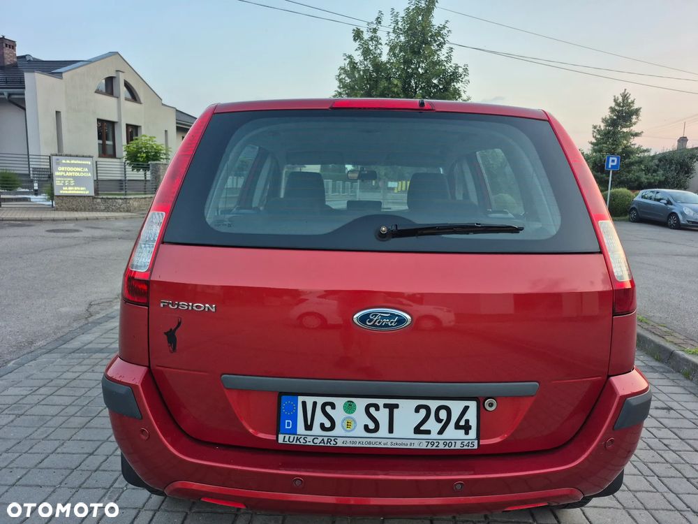 Ford Fusion 1.6 Trend X100 / FX Gold - 12