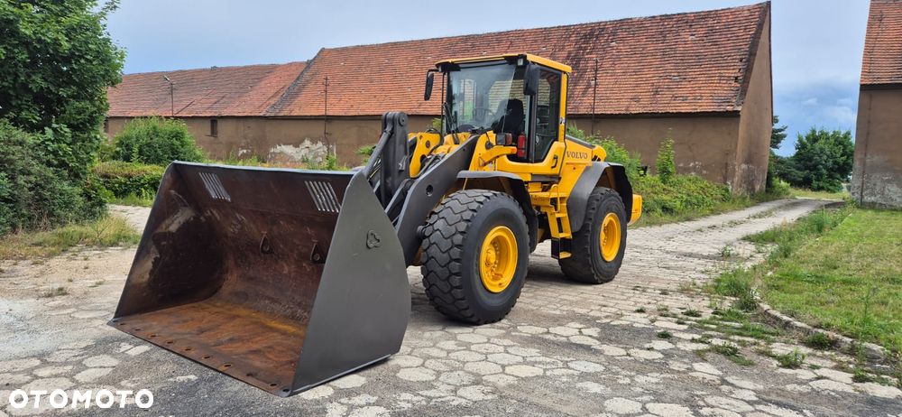 Volvo L 120 F - 6