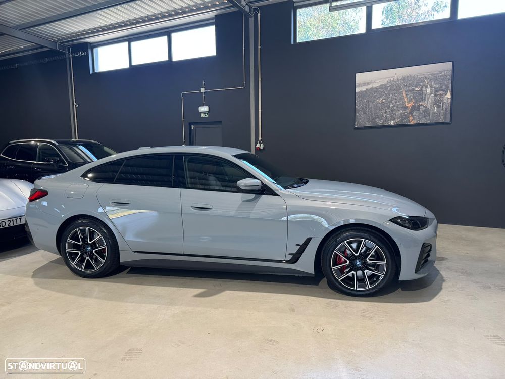 BMW i4 eDrive35 Pack Desportivo M Pro - 19