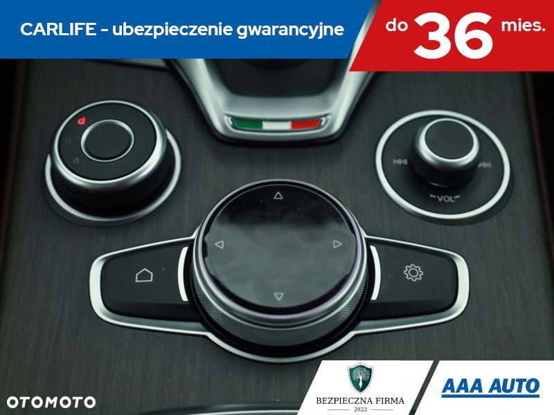 Alfa Romeo Stelvio - 19