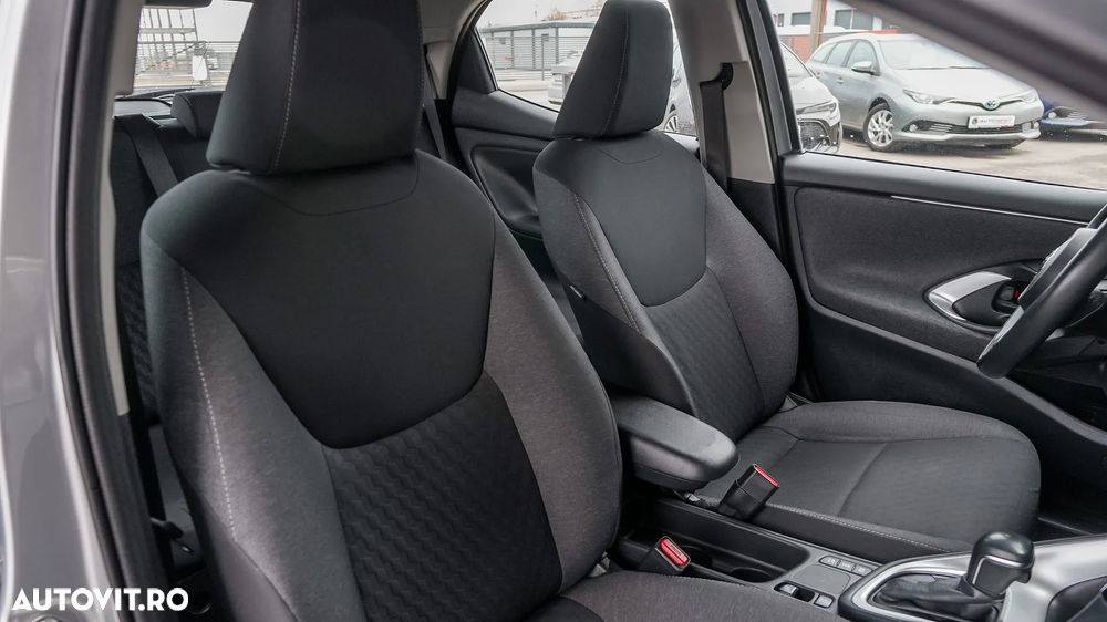 Toyota Yaris - 24