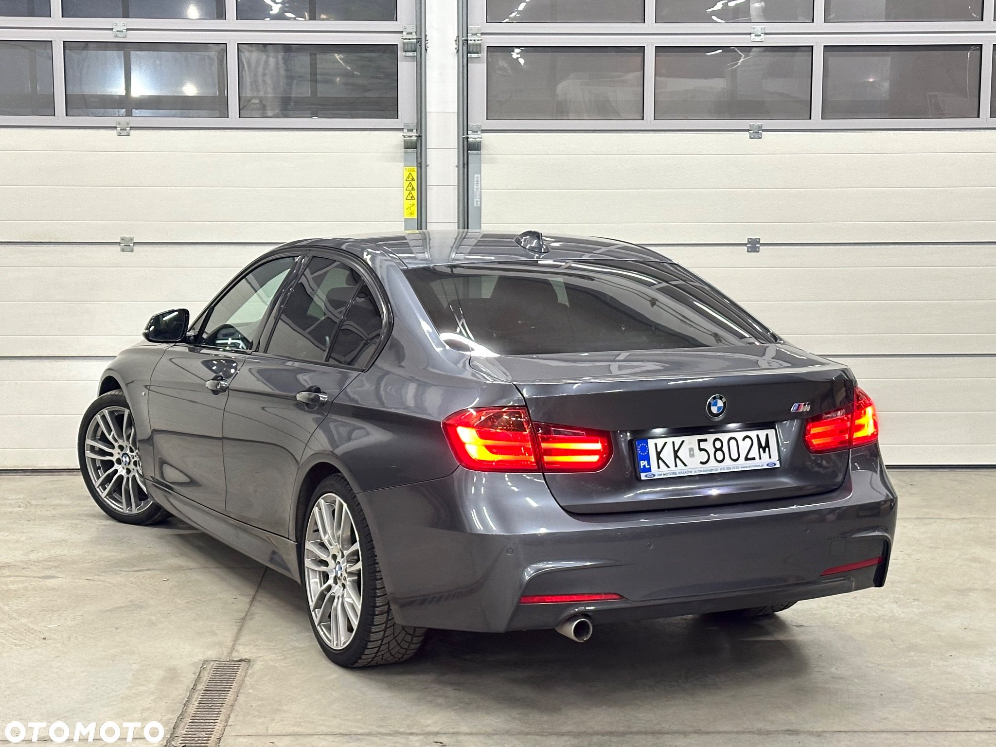 BMW Seria 3 318d M Sport EU6 - 6