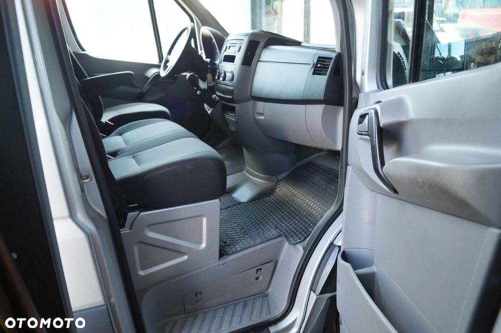 Volkswagen Crafter - 23