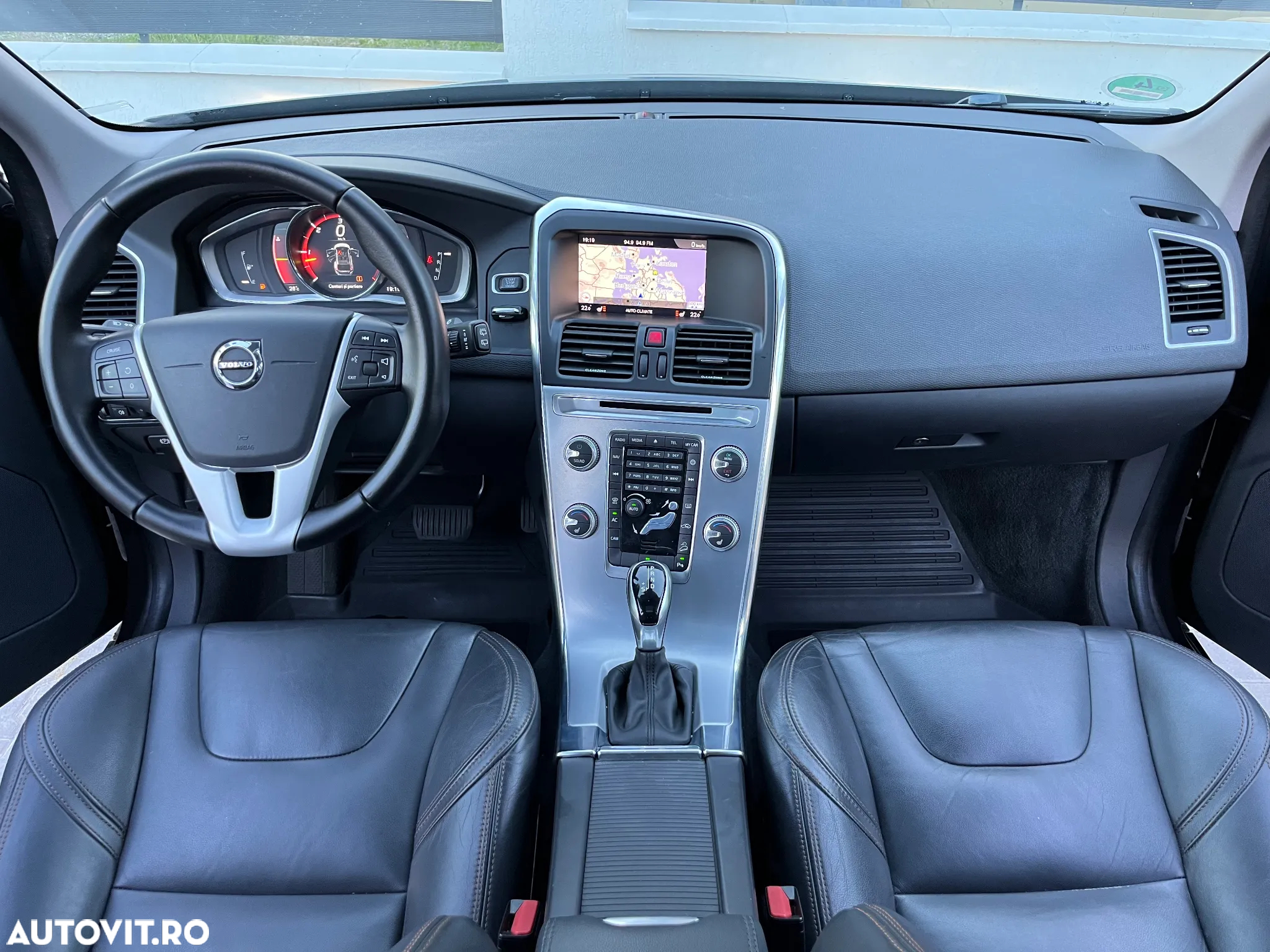 Volvo XC 60 D4 Geartronic Summum - 3