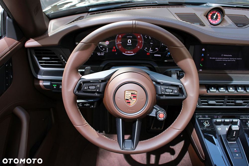 Porsche 911 Carrera T-Hybrid GTS - 22