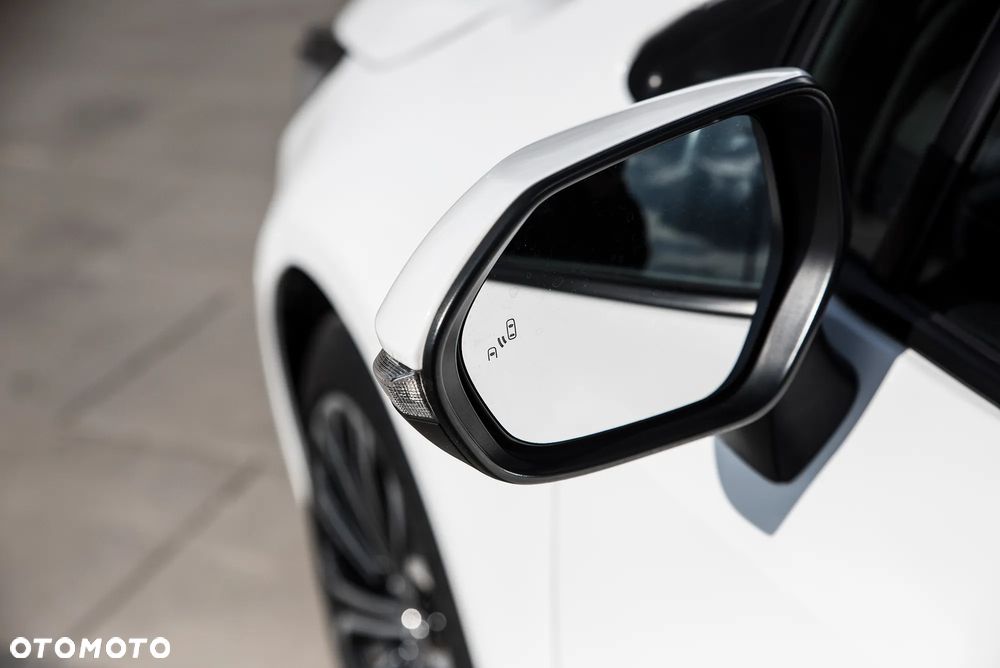 Toyota Corolla 1.8 Business Edition - 24