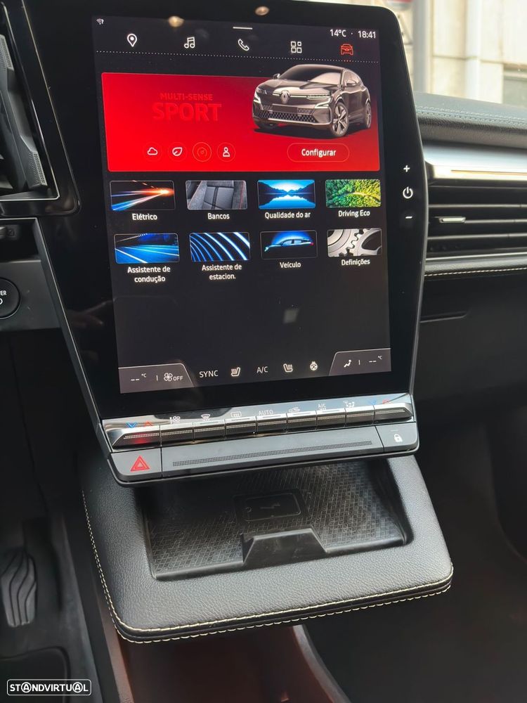 Renault Mégane E-Tech - 21