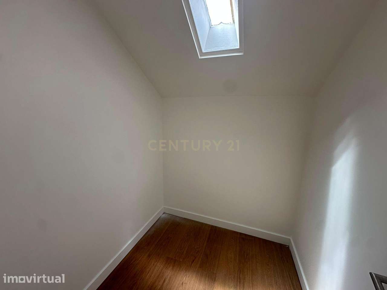 Casa Semi-Detached em Setúbal - Oportunidade Única! - Grande imagem: 2/16