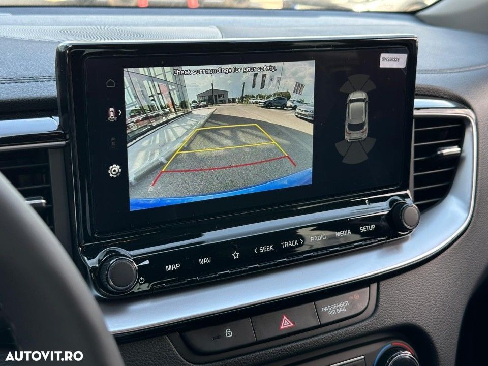 Kia XCeed - 15