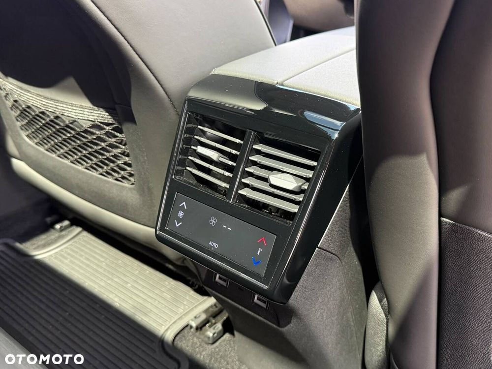 DS Automobiles DS 7 Crossback - 38