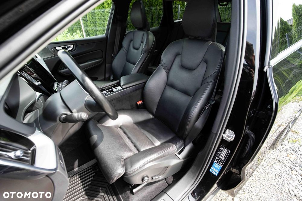 Volvo XC 60 D3 Momentum Pro - 14