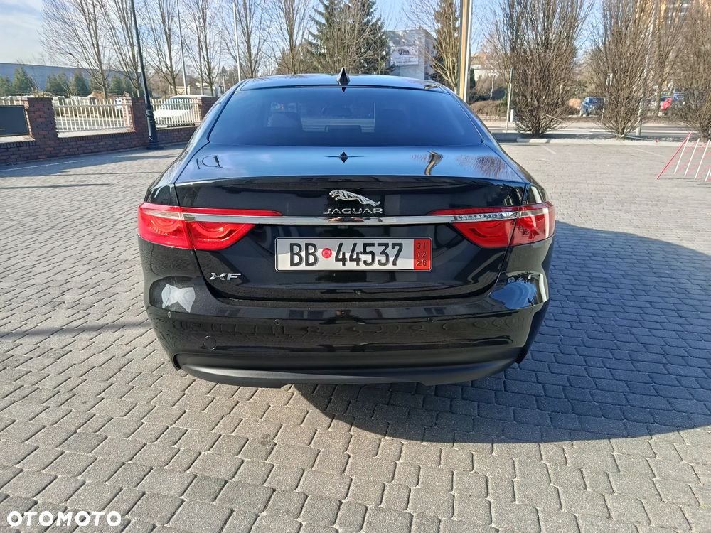 Jaguar XF E-Performance Portfolio - 10