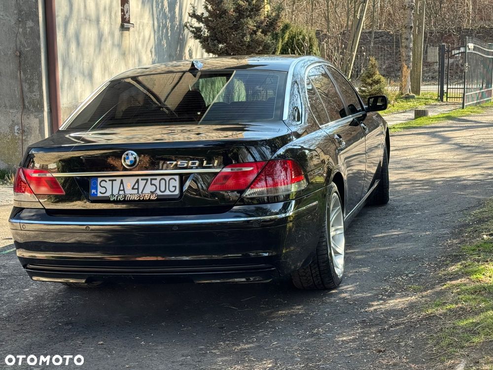 BMW Seria 7 750i L - 4