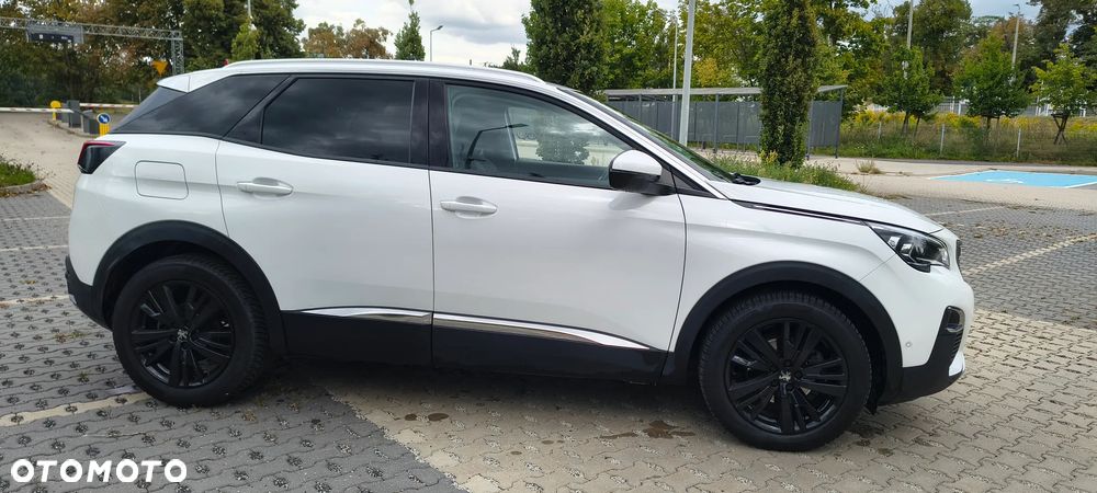 Peugeot 3008 1.2 PureTech Allure S&S EAT6 - 5