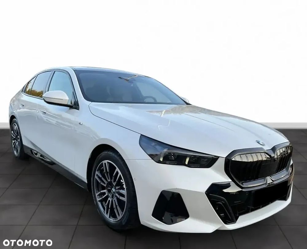 BMW Seria 5 520d mHEV M Sport sport - 7