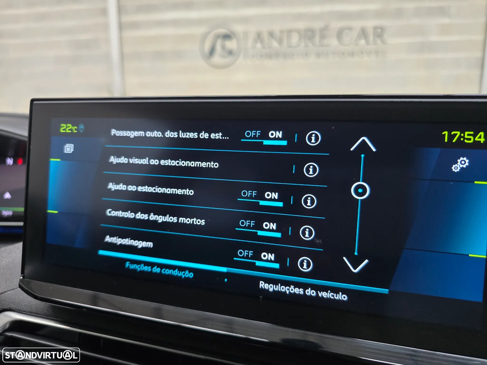 Peugeot 3008 1.6 Hybrid Allure Pack e-EAT8 - 23