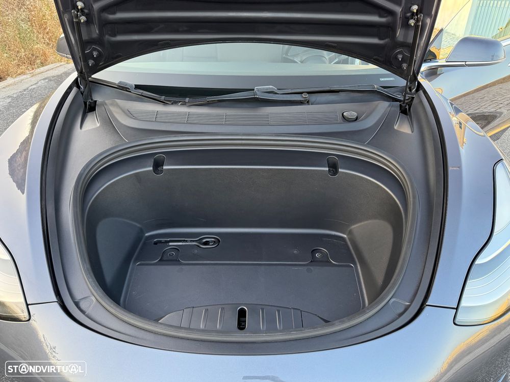 Tesla Model 3 Standard Range Plus RWD - 11