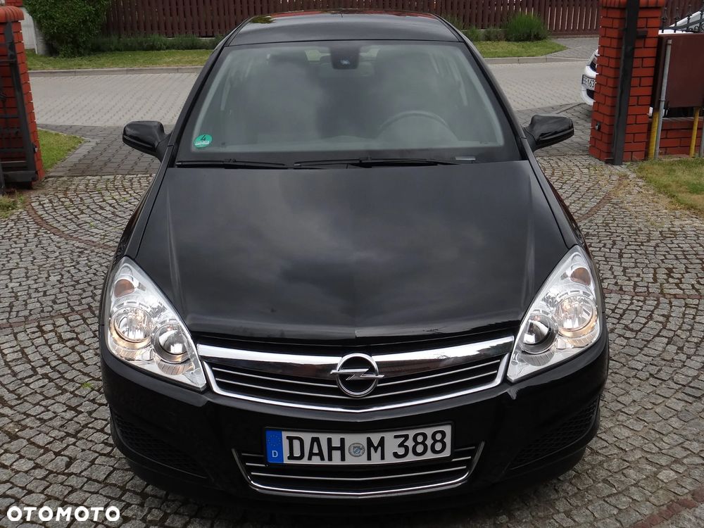 Opel Astra 1.6 Innovation - 9