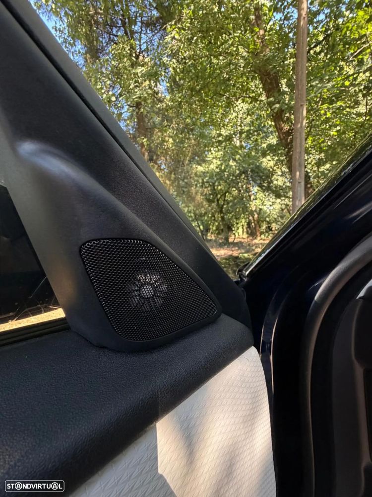 Land Rover Range Rover Velar D200 S - 40