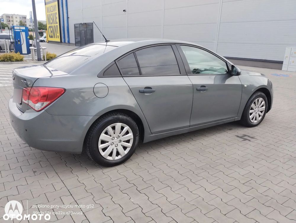 Chevrolet Cruze 1.6 LT+ - 3