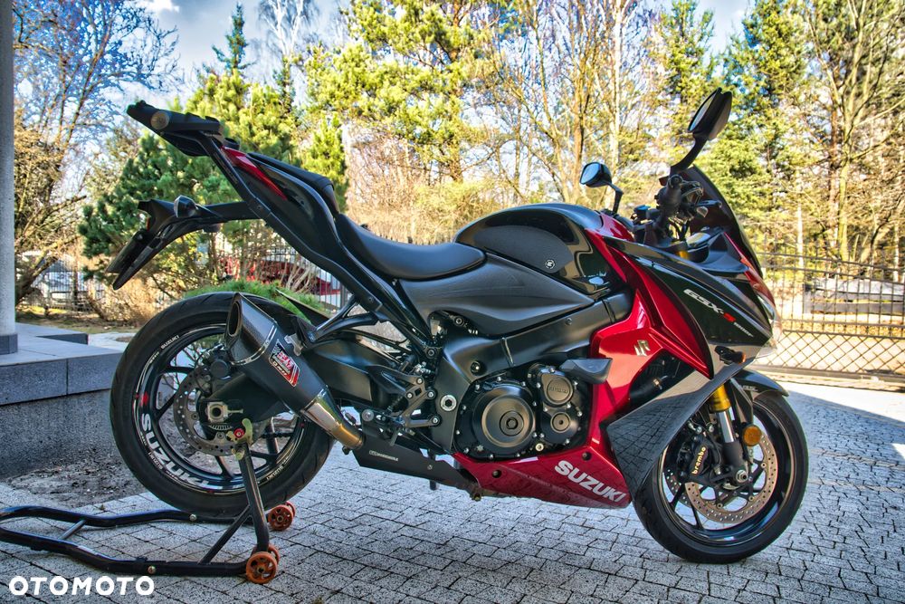 Suzuki GSX 1000 - 1