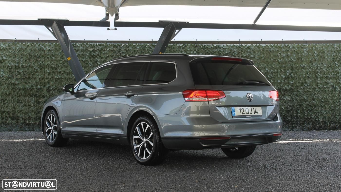 VW Passat Variant 1.6 TDI Confortline DSG - 4
