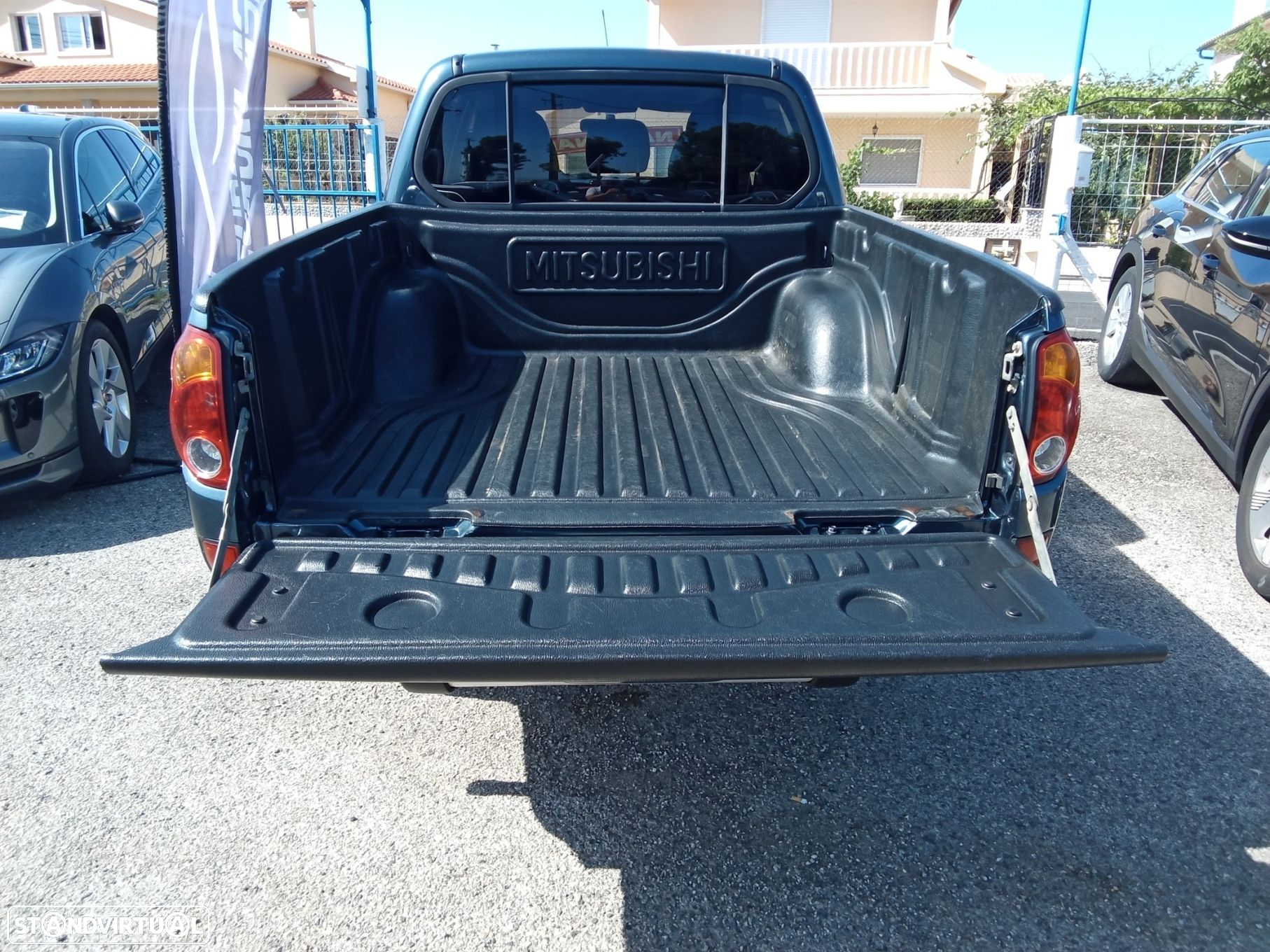 Mitsubishi L200 - 12