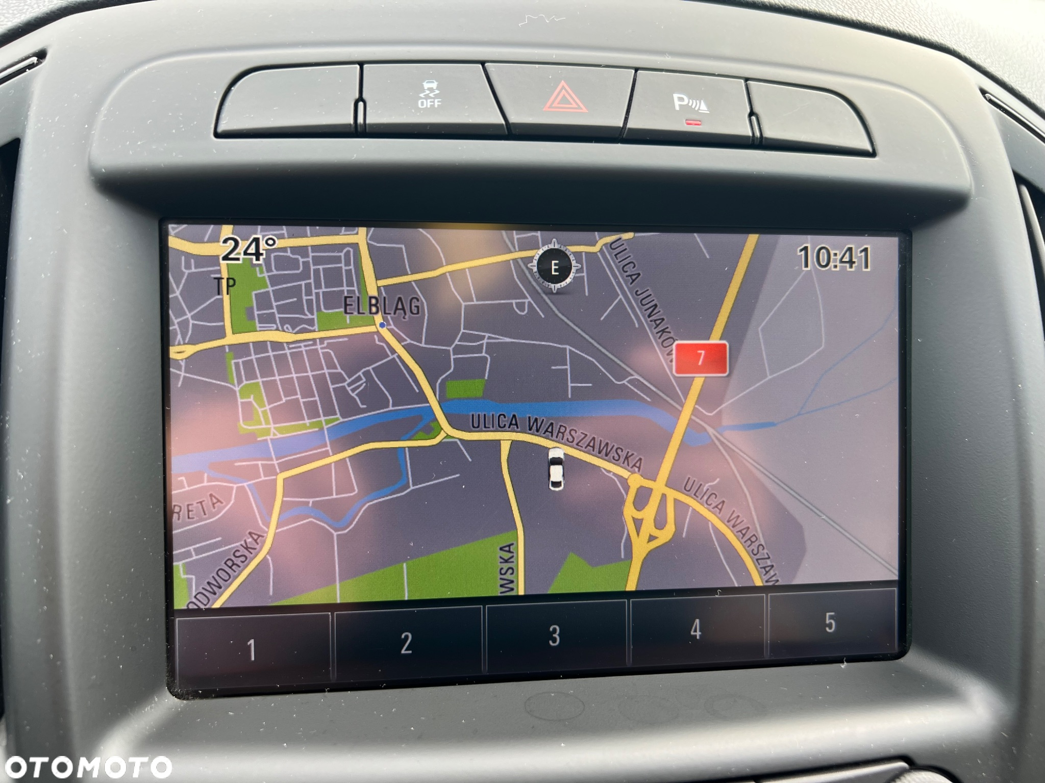 Opel Insignia 1.6 ECOTEC DI Turbo ecoFLEX Start/Stop Business Innovation - 26