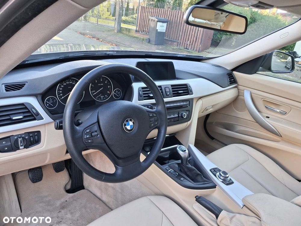 BMW 3GT 318d Luxury Line - 8