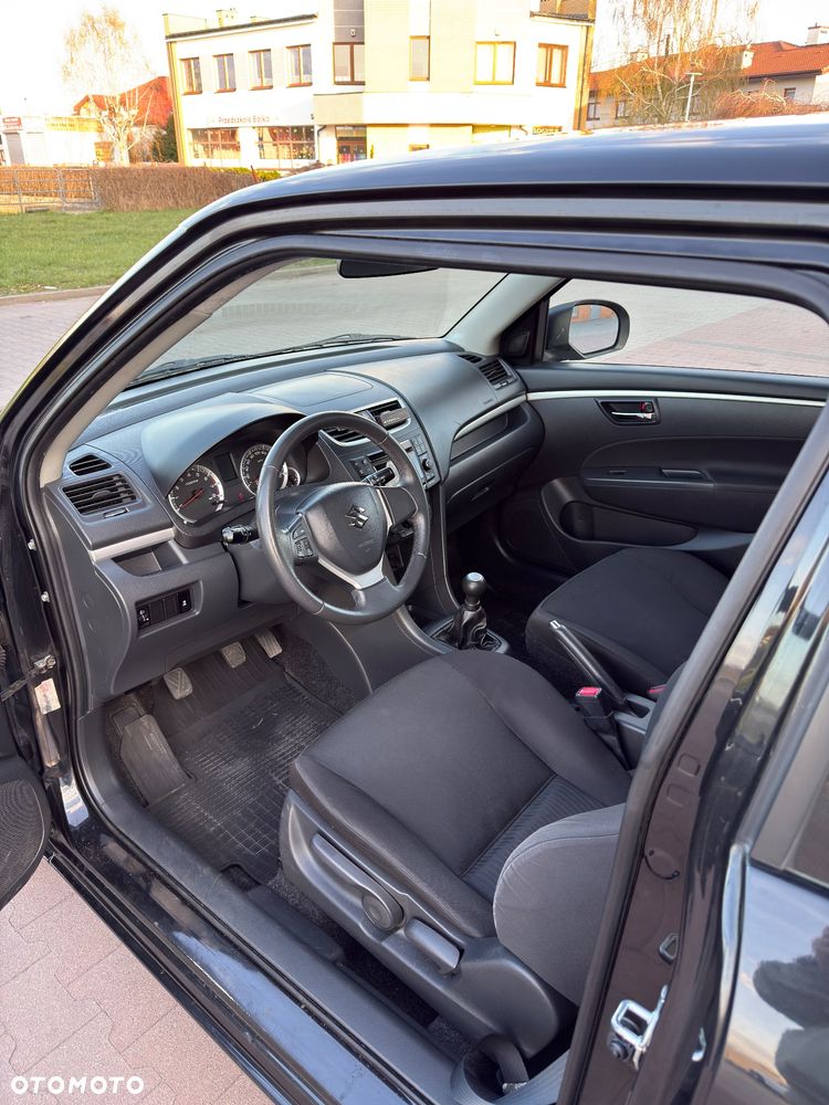 Suzuki Swift 1.2 - 10