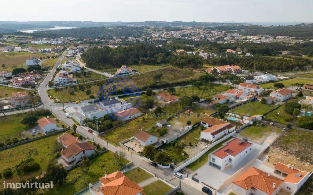 Moradia Térrea T6 em Nadadouro,Caldas da Rainha - Grande imagem: 2/37