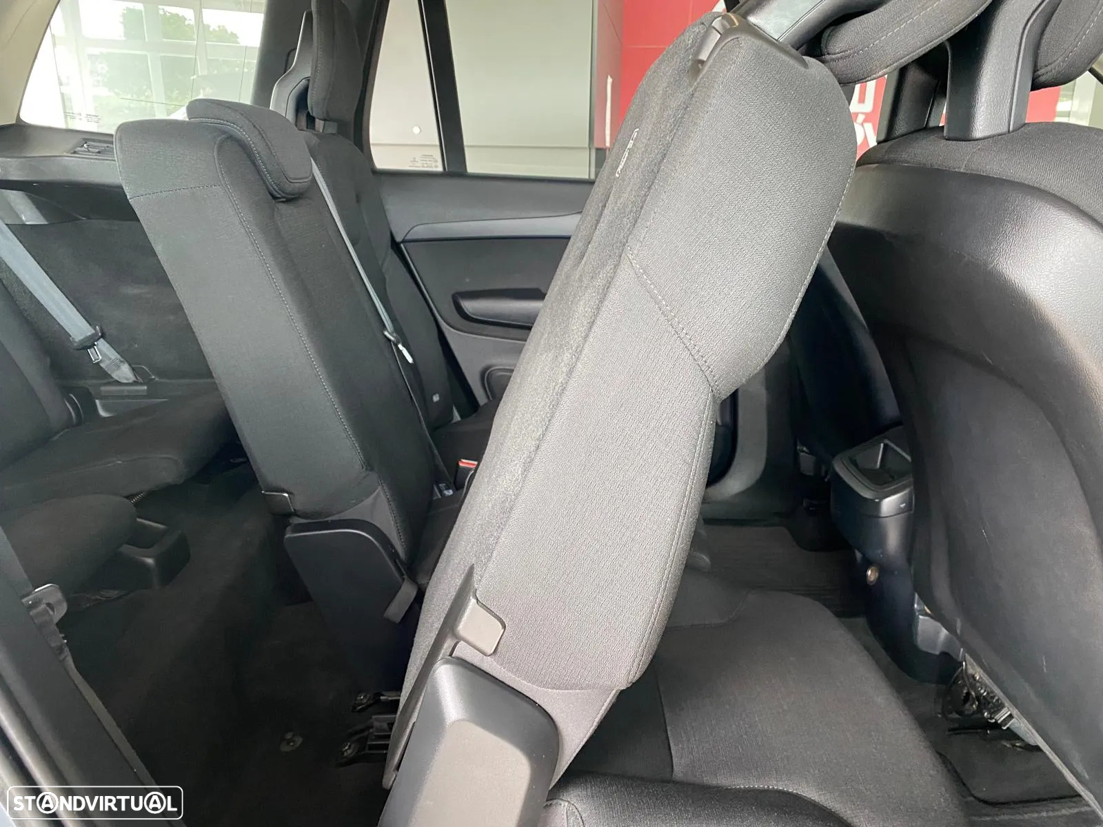Volvo XC 90 2.0 D4 Kinetic - 33