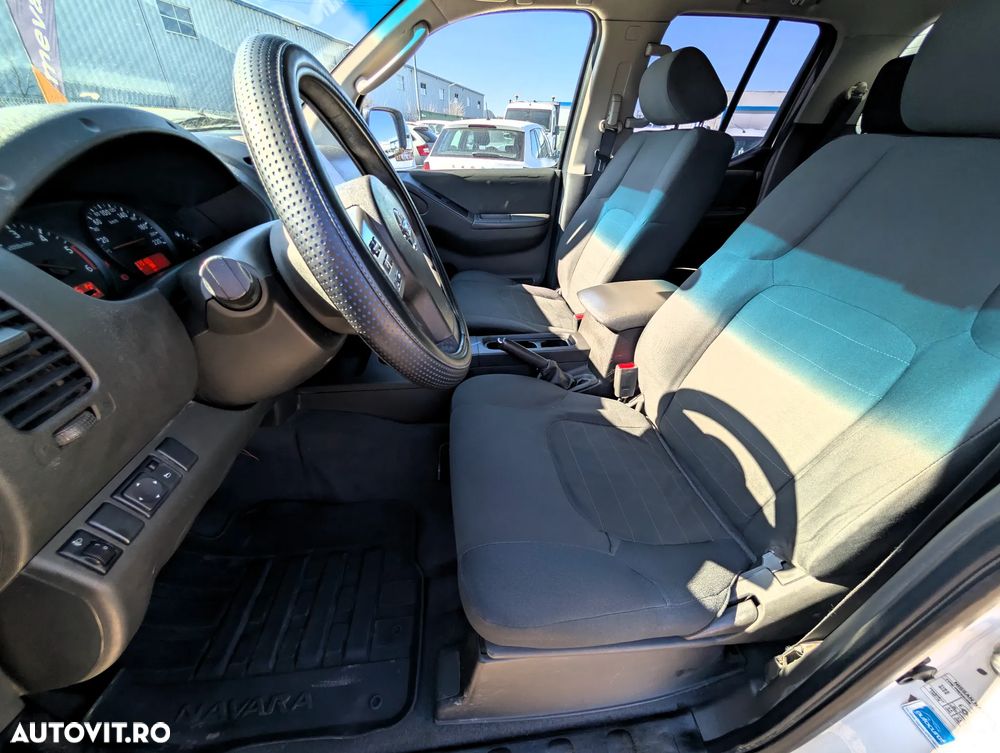 Nissan Navara 2.5 dCi Double Cab LE - 14