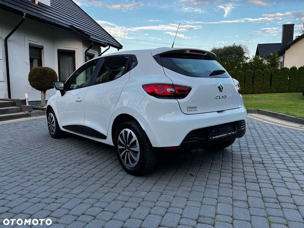 Renault Clio - 7