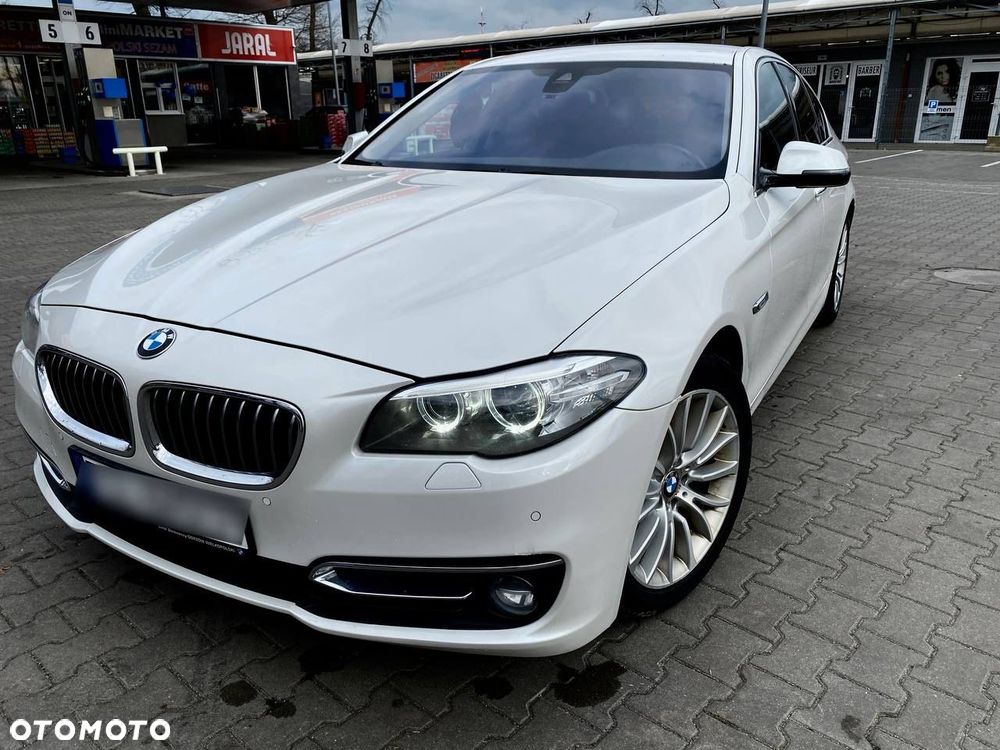 BMW Seria 5 530d xDrive Luxury Line - 23