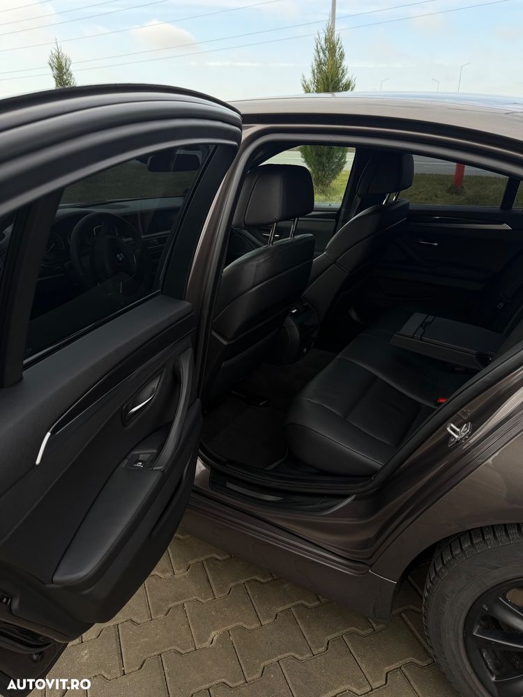 BMW Seria 5 520d Aut. - 5