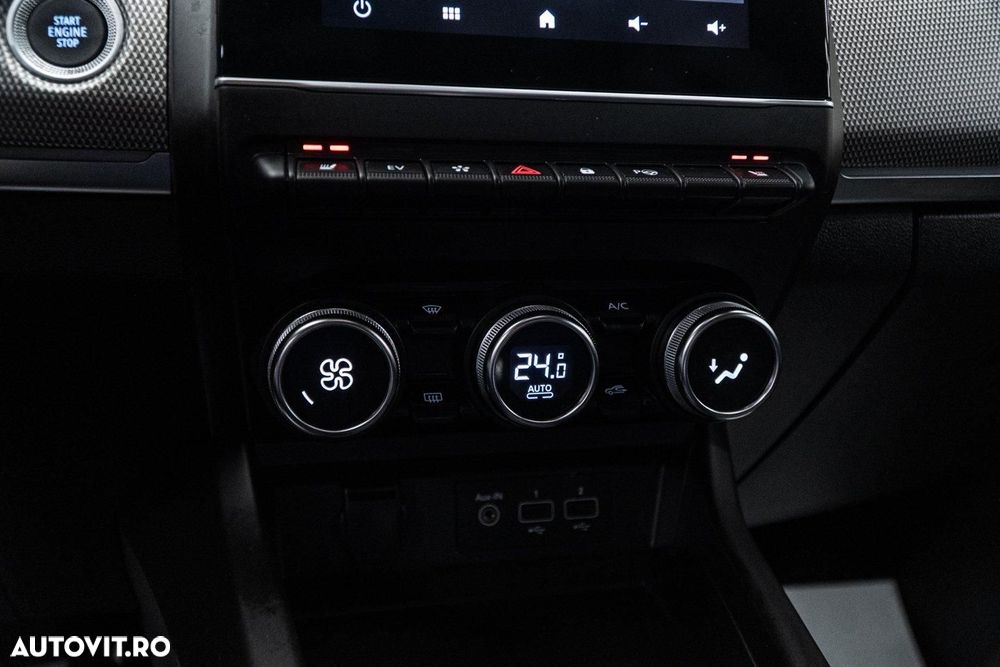 Renault Arkana E-TECH 145 Evolution - 12