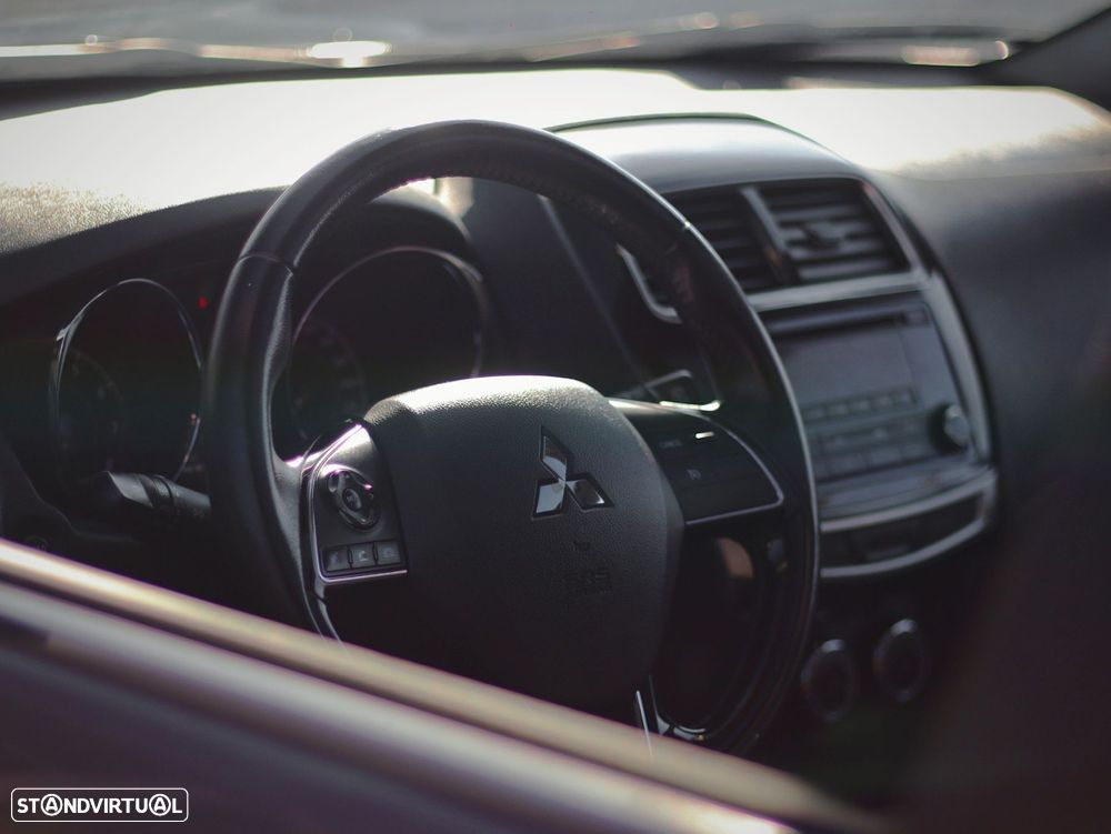 Mitsubishi ASX 1.6 Intense - 18