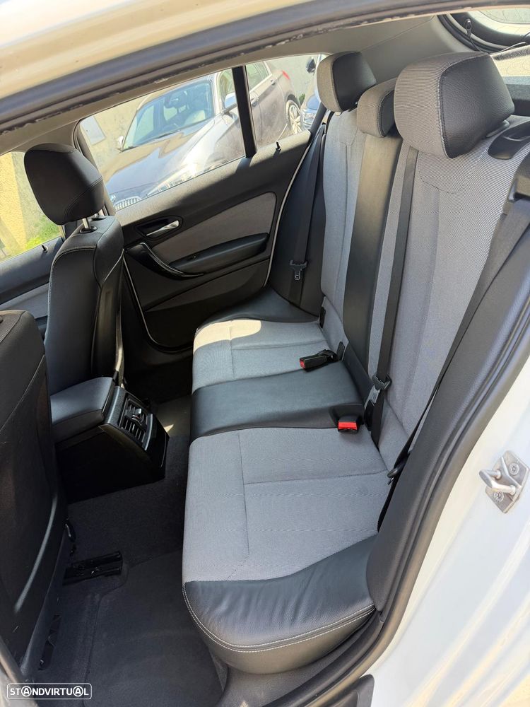 BMW 118 d Aut. Sport Line - 8