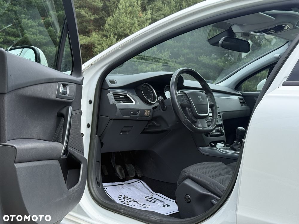 Peugeot 508 1.6 T Allure - 22